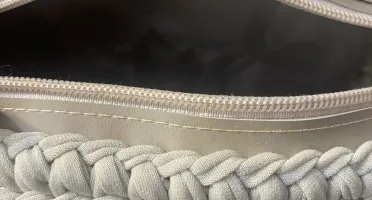 Bolsa Bag Ayla Clara com Detalhes Pretos