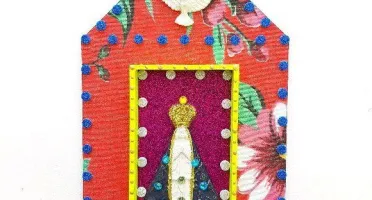 Capelinha de Madeira e Chita "N. S. Aparecida"