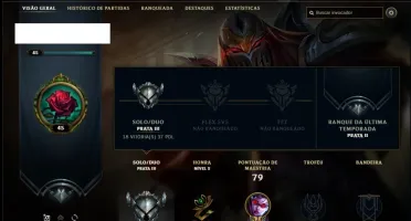 Conta prata 3 com 14 skins e 36 champs