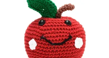 Maçã em amigurumi