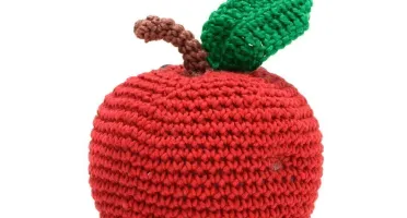 Maçã em amigurumi
