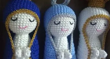 Trio de Santinhas Feitas em Croche