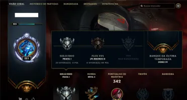 Conta prata 1 com 129 champs e 80 skins.