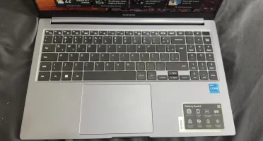 Notebook Samsung Galaxy Book4 i3 8GB 256GB SSD 15,6" FHD