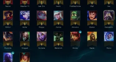 Conta prata 4 23 champions 2 skins e ez pulsifire no espolio