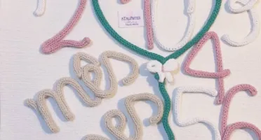 Kit Mêsversário com Nome personalizado em tricotin
