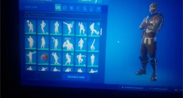 CONTA FORTNITE SEASON 2 com bastante skins veja nas fotos