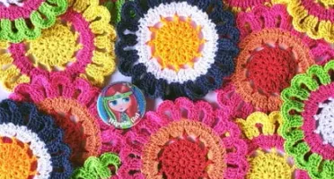 Flor em Crochê Aplique (15cm)