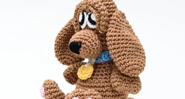 Cachorro Marrom em Amigurumi