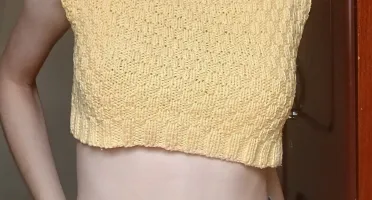 Cropped com ponto quadradinho sob encomenda