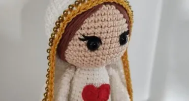 Santinha em Crochê - Nossa Senhora de Fátima
