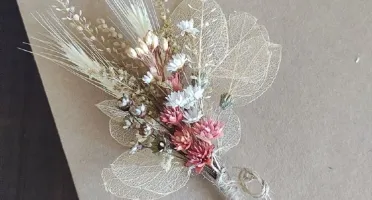 Mini buque com folhas renda esqueletizadas (15cm)