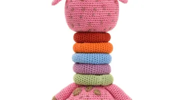 Girafa brinquedo educativo em amigurumi