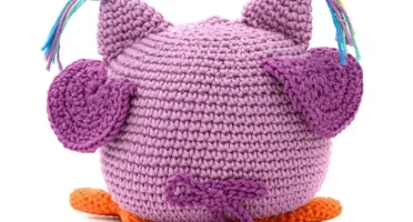 Coruja Peso de Porta em Amigurumi
