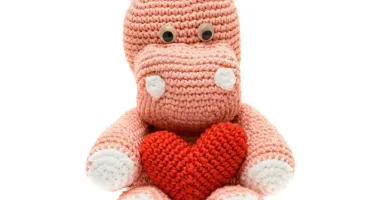 Hipopótamo com Coração em amigurumi