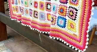 Manta de Crochê Multicolorida Gabi