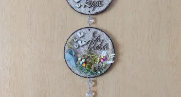 Pingente Regue com Amor e a vida Florescerá