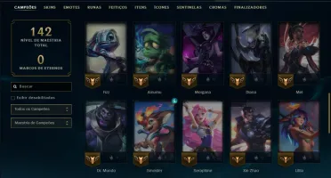 Ouro 3 com 50 Champs e 41 Skins
