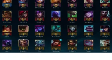 Conta Bronze II/Varias skins e champs