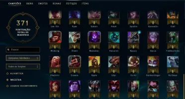 Conta do LoL 84 champs 21 skins, 1 lendaria ,9 legado