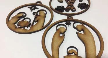 Bolas Natalinas Sortidas em MDF - Kits de 5 ou 10
