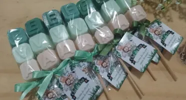 Sabonete Nome 6 Letras e Coracão no Palito