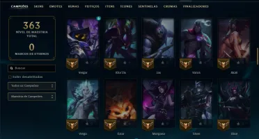 Unranked com 90 Champs e 49 Skins