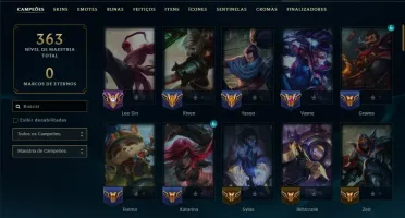 Unranked com 90 Champs e 49 Skins