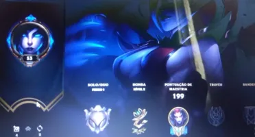Conta LOL lvl 53 e 46 champions Email Propio