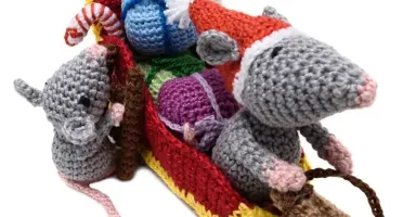 Trenó de Natal com ratinhos em amigurumi
