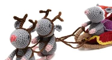 Trenó de Natal com ratinhos em amigurumi