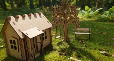Mini Casinha da fazenda com banco, arvore e balanço MDF...
