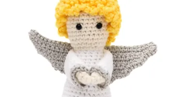 Anjinho em amigurumi