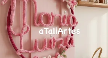 Guirlanda Jardim Personalizada em Tricotin
