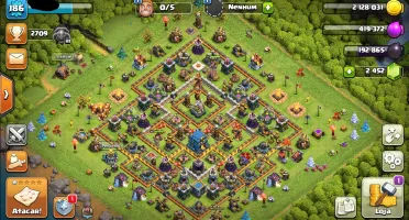 Conta Clash of Clans CV12 Quase Full Com Várias Decorações
