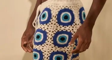 Shorts masculino crochê olho grego