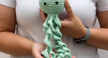 Polvo Newborn Verde Claro Amigurumi