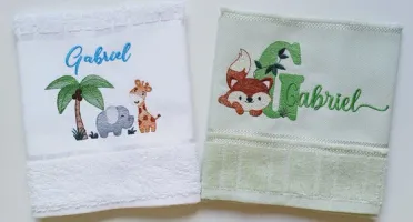 Kit com 4 Toalhas Escolares Personalizadas