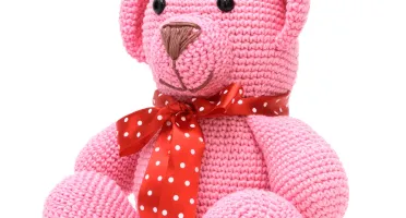 Urso Rosa Laço Vermelho Amigurumi