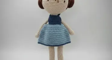 Boneca Amigurumi - Lara