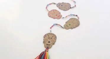 Cordão Decorativo Caveira Mexicana Colorida