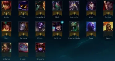 CONTA COM 45 CHAMPS E 10 SKINS