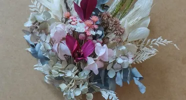 Arranjo flores desidratadas - Marsala