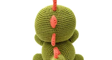 Dinossauro Verde em amigurumi