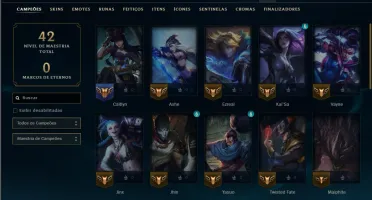 Unranked com 35 Champs e 50 Skins ( MONO ADC )