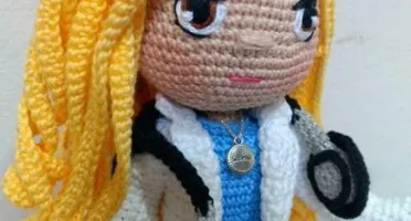 Amigurumi Profissões - Médica