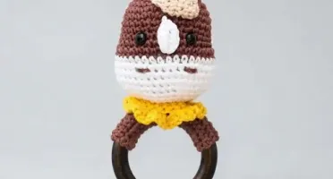 Chocalho Cavalo Gravata Amigurumi