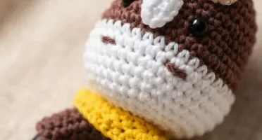 Chocalho Cavalo Gravata Amigurumi