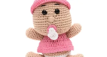 Bebê de chupeta em amigurumi