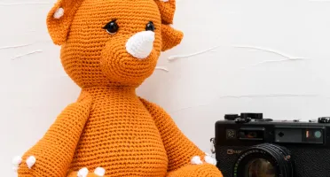 Dinossauro Mostarda em Crochê Amigurumi